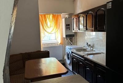 Apartament cu 3 camere decomandat în Central - 5