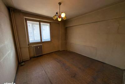 Apartament cu 3 camere decomandat în Tei - 6