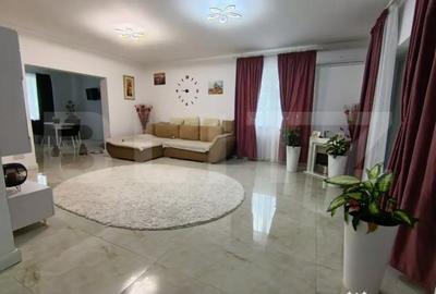 Casă cu 3 camere cu Teren 665 Mp în Central - 15