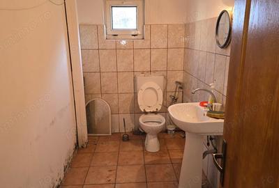 Spațiu comercial, de 130 mp, în Central - 2