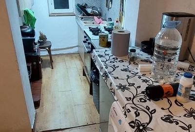 Casă cu Teren 1400 Mp în Central - 2