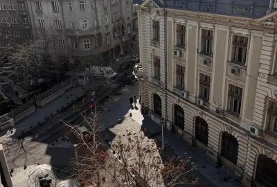 Apartament cu 2 camere decomandat, mobilat în P-ța Universității - 9