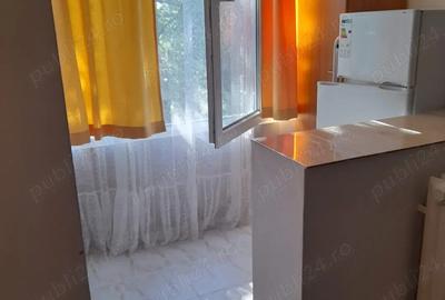 Proprietar inchiriez ap 1 cam Circumvalatiunii - 1