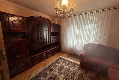 Casă cu 6 camere cu Teren 843 Mp în Livada - 12