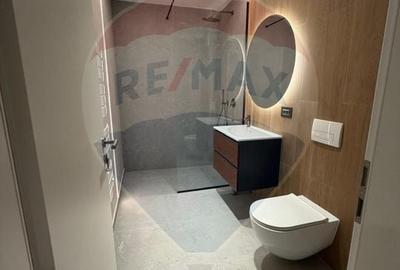 Apartament cu 2 camere semidecomandat în Tractorul - 12