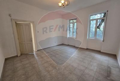 DE VANZARE Casa / Vila cu 11 camere de vanzare in zona Parcul Carol - 23