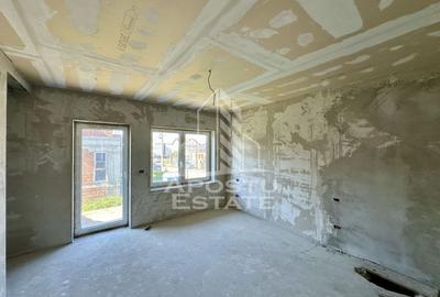 Casă cu 4 camere cu Teren 316 Mp în Dumbrăvița