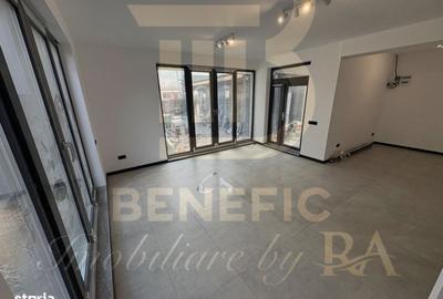 Spațiu comercial, de 220 mp, în Central - 3