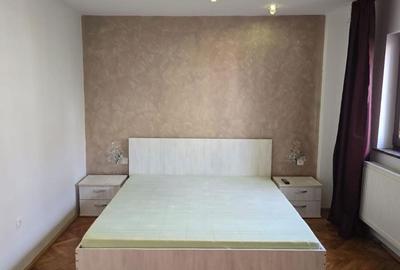 Apartament cu 4 camere în Cetate - 6