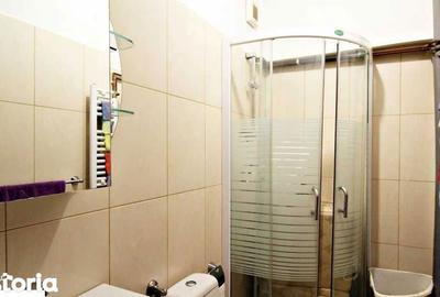 Apartament cu 3 camere decomandat în Central - 2