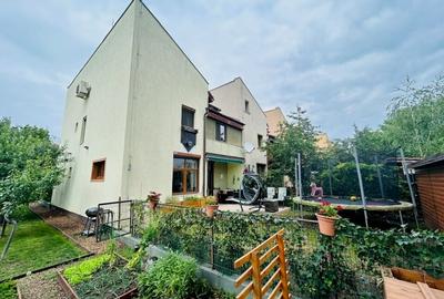 Vila cu gradina, 5 dormitoare, complex Parcului, Piata Presei - 29