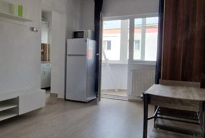 Garsonieră decomandată în Dârste - 4