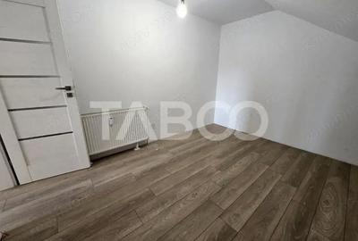Apartament cu 4 camere decomandat, mobilat în Vasile Aaron - 12