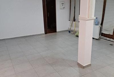 Spațiu comercial, de 65 mp, în Obor - 2