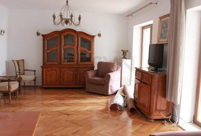 Apartament cu 4 camere decomandat, mobilat în Dorobanți