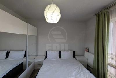 Apartament cu 3 camere semidecomandat în Florești
