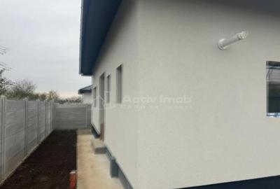 Casa individuala-3 camere-Toate utilitatile-Asfalt-STB-Mutar - 2