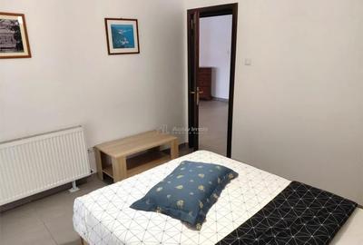 Apartament cu 3 camere decomandat în Central - 8