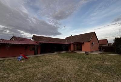 Casă cu 3 camere în Central - 11