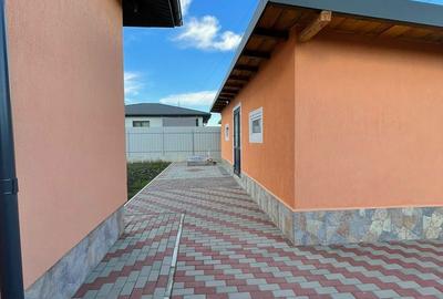 Casă cu 3 camere în Cordun - 4