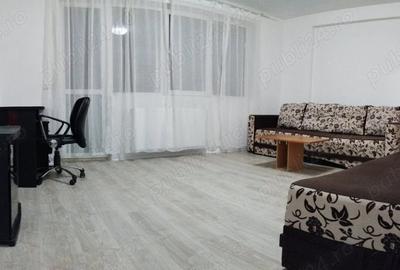Garsonieră decomandată în Central - 2