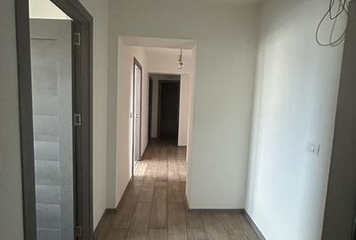 Apartament cu 3 camere decomandat în Central - 3