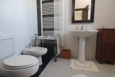 HERASTRAU LE CLUB DE INCHIRIAT APARTAMENT 3 CAMERE MOBILAT MODERN - 15