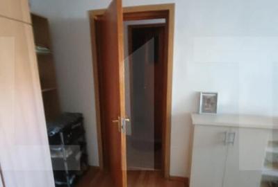 Apartament cu 2 camere semidecomandat, mobilat în Teiul Doamnei