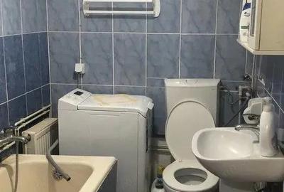 Semicentral - Vanzare casa, curte comuna - Str. Stefan Cel Mare - 5