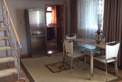 Apartament cu 3 camere decomandat în Central - 4