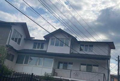 Casă cu 4 camere cu Teren 350 Mp în Blejoi - 2