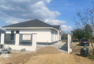 Casă cu 3 camere în Central - 1