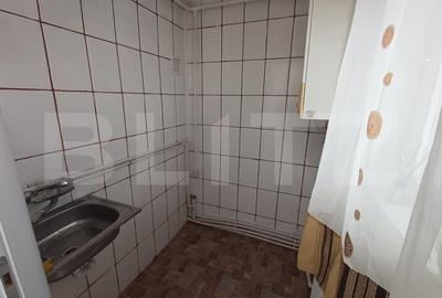 Apartament 2 camere, 36 mp, zona 9 Mai - 4