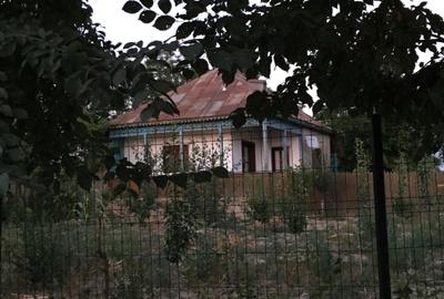 Casă cu 3 camere în Mărașu - 8