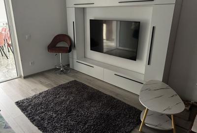 Casă cu 4 camere decomandat în Central - 6