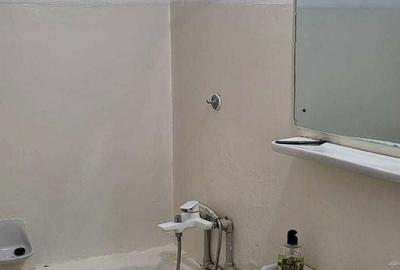 Apartament cu 4 camere semidecomandat în Central - 2