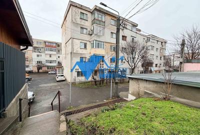 Garaj de vanzare, in proprietate - Str. Podgoriilor - 9