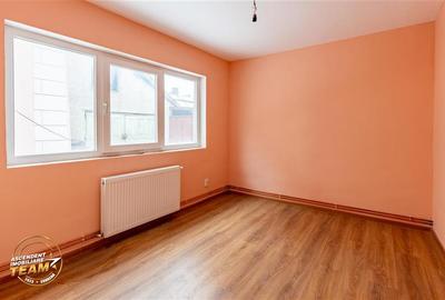 Casă individuală cu 5 camere cu Garaj în Central - 3