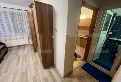 Garsoniera, 27 mp utili, zona Micro 9 - 6