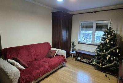 Apartament cu 4 camere decomandat în Bucovina - 9