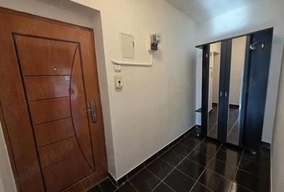 Apartament cu 2 camere decomandat în Progresul - 7