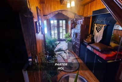 Casă cu 10 camere cu Teren 750 Mp în Central - 29