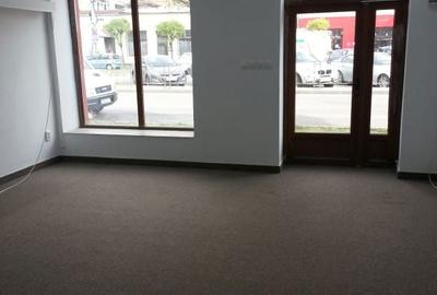 Spațiu comercial, de 60 mp, în Exterior Vest
