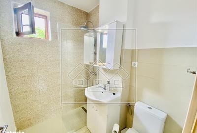 Apartament cu 2 camere decomandat în Vasile Aaron - 4