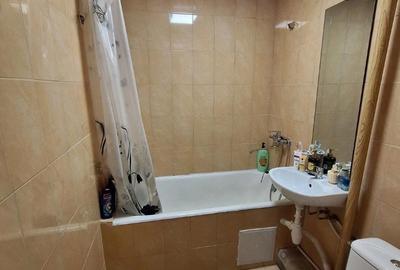 Garsonieră decomandată în Rahova