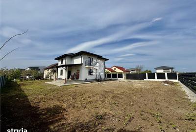 Casă cu 4 camere cu Teren 615 Mp în Miroslava