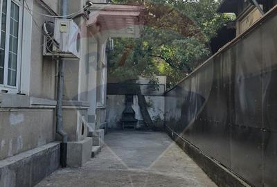 DE VANZARE Casa / Vila cu 11 camere de vanzare in zona Parcul Carol - 11