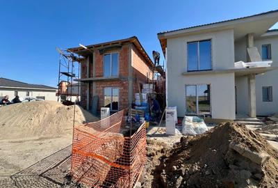 Duplex cu 5 camere cu Canalizare în Giroc - 2