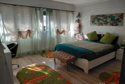 Casă cu 3 camere cu Teren 179 Mp în Central - 9