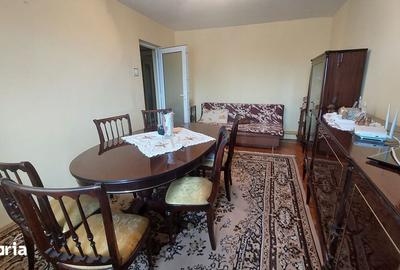 Apartament cu 3 camere în Funcționarilor - 1